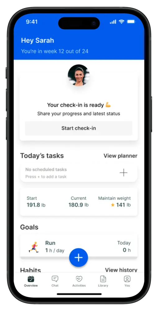 Weekly check-in and progress overview in the coaching app